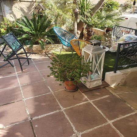 Andandco Hotell Marseille Eksteriør bilde